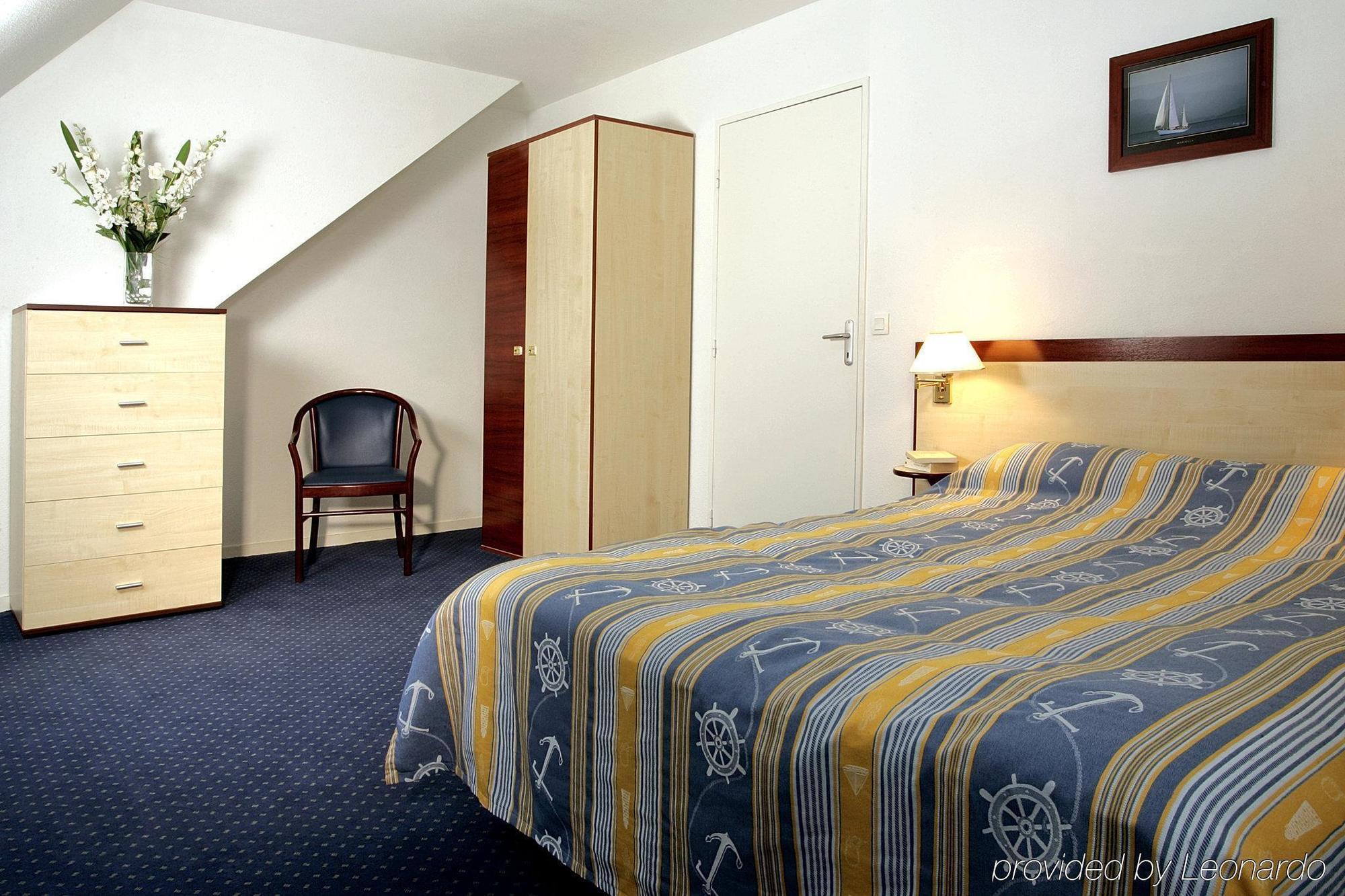 Cerise Lannion Quarto foto